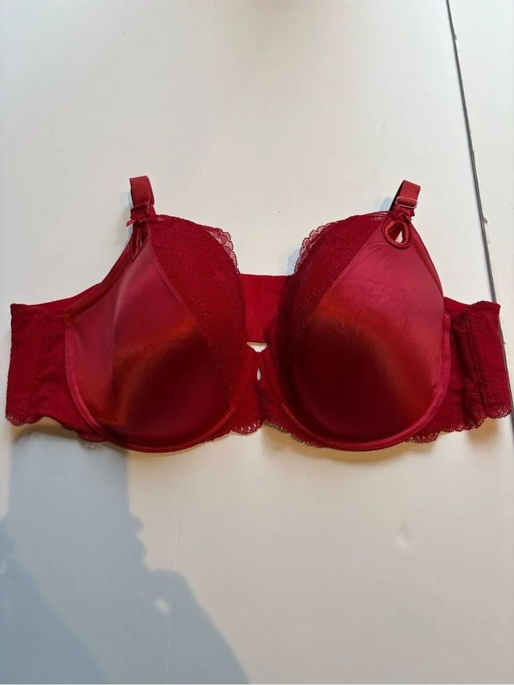 Torrid Curve Red Lace Trim Bra - Women Size 46C Underwire Padded T-shirt